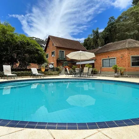 Villa Serena Bed & Breakfast-3